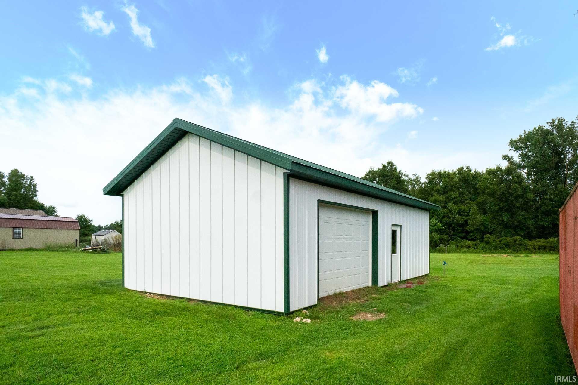 4456 N Thorn Road Walkerton IN 46574