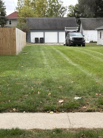 1433 Swinney Avenue Fort Wayne IN 46802