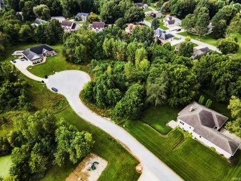 59339 Apricot Court South Bend IN 46614