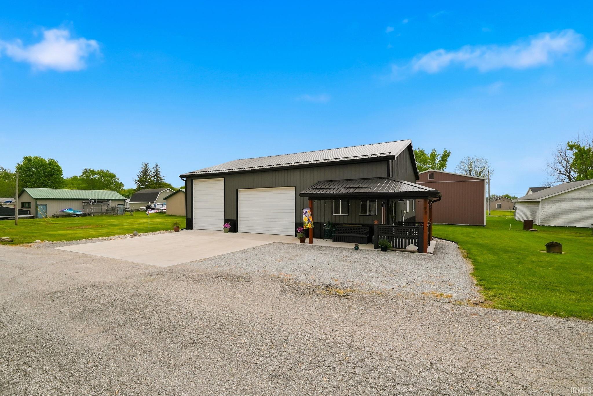 90 133 Lane Lagrange IN 46761