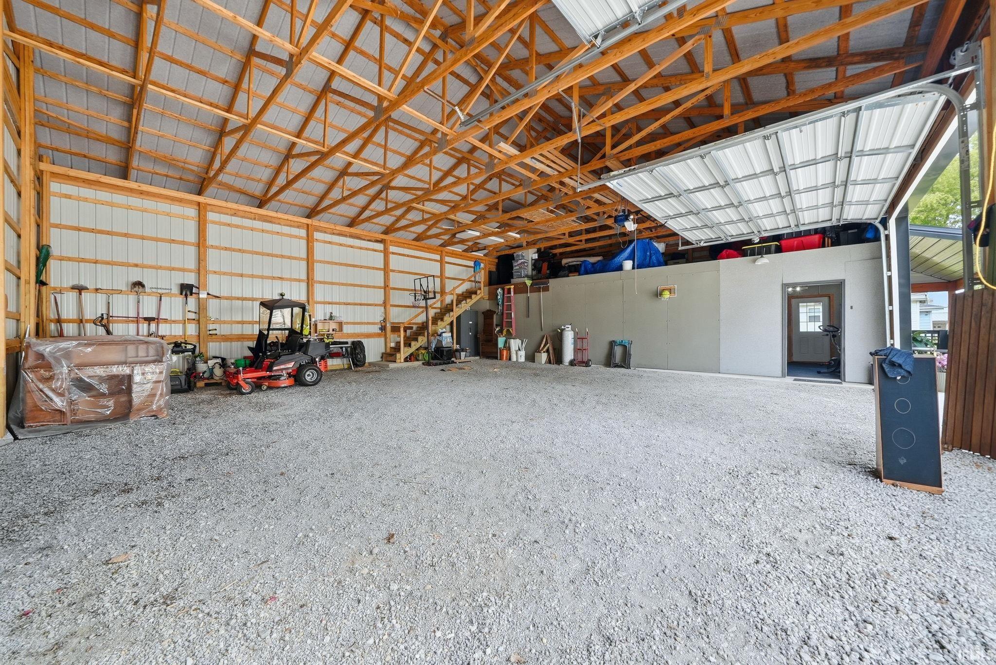 90 133 Lane Lagrange IN 46761