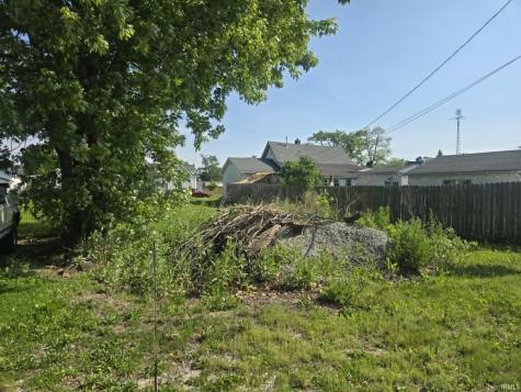416 E South D Street Gas City IN 46933