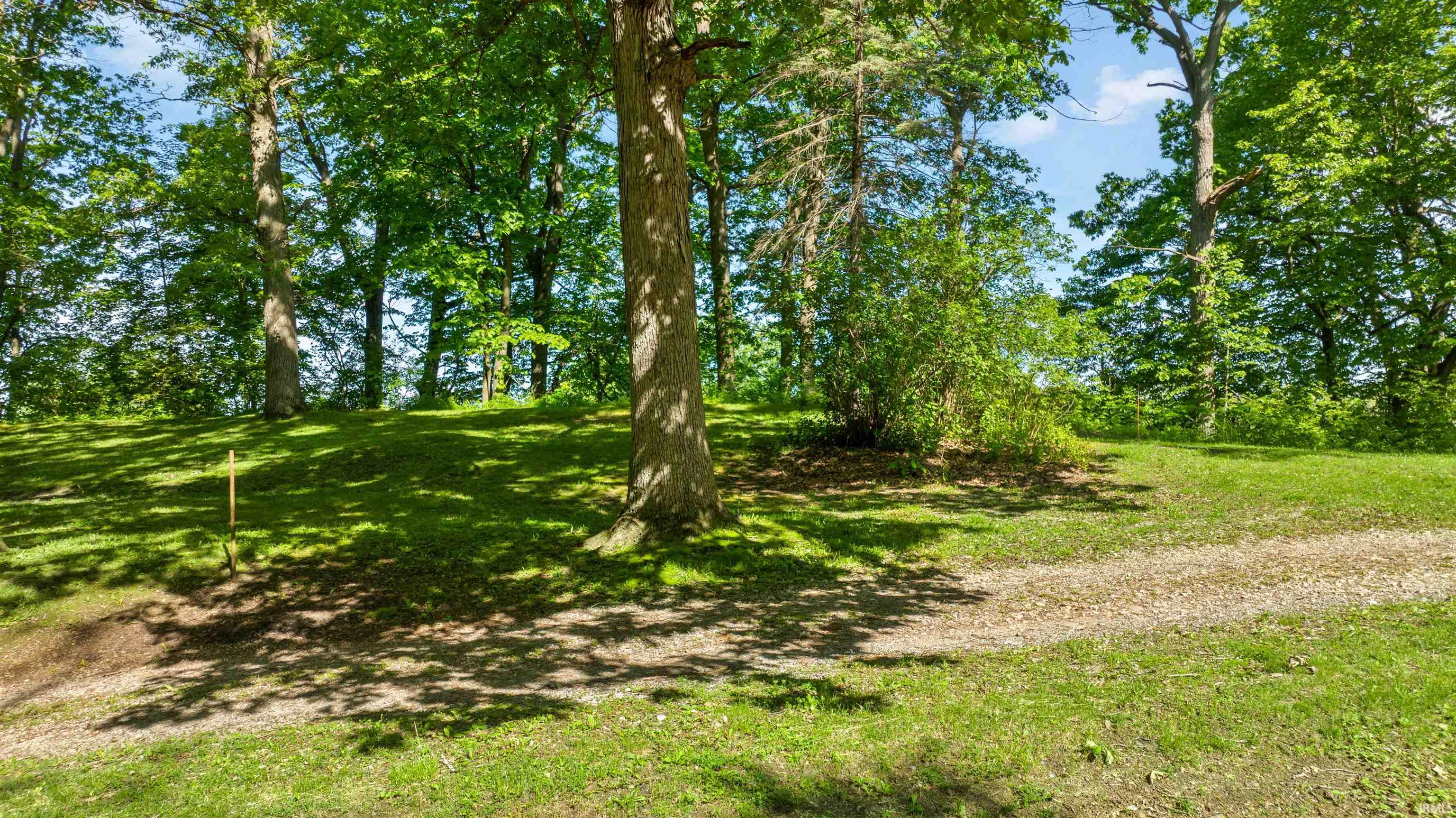 40 Ln 131c Turkey Lake Lagrange IN 46761