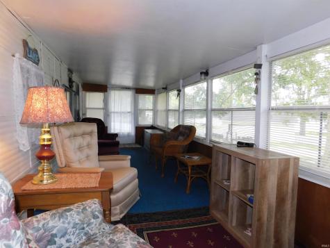 5246 W Warren Avenue Silver Lake IN 46982