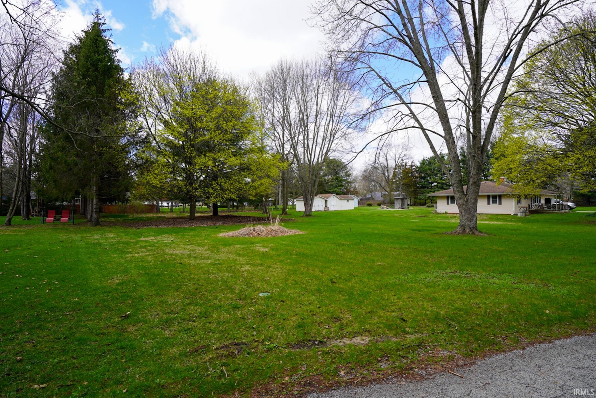 Ville Greenlawn Osceola IN 46561