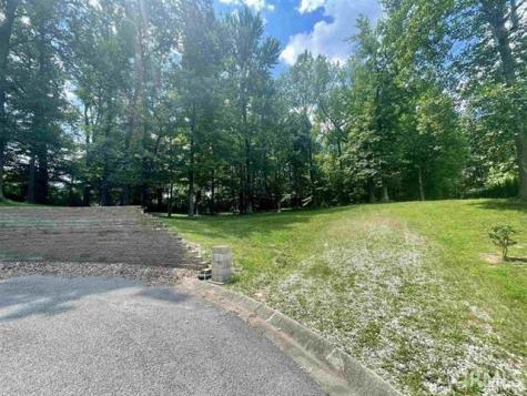 435 Mannington Court Evansville IN 47711