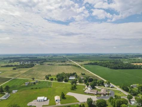 6537 E Dublin Pike Straughn IN 47387