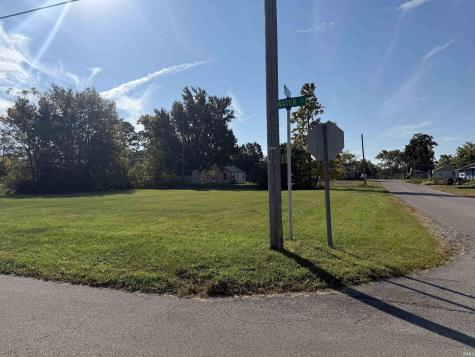 817 W Water Street Hartford City IN 47348