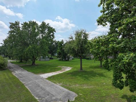 1005 N Monticello Street Winamac IN 46996