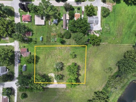 1005 N Monticello Street Winamac IN 46996