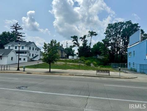 424 S Walnut Street Bloomington IN 47401