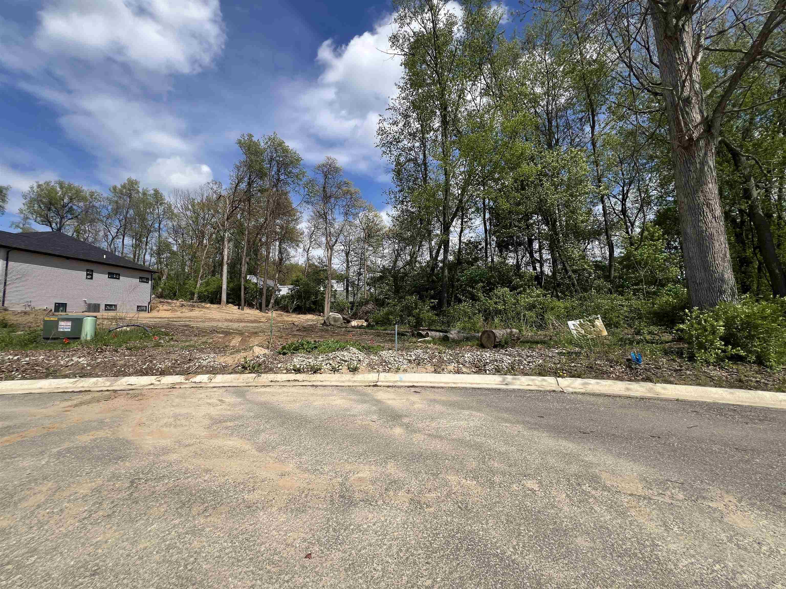 53452 Spring Blossom Court South Bend IN 46637