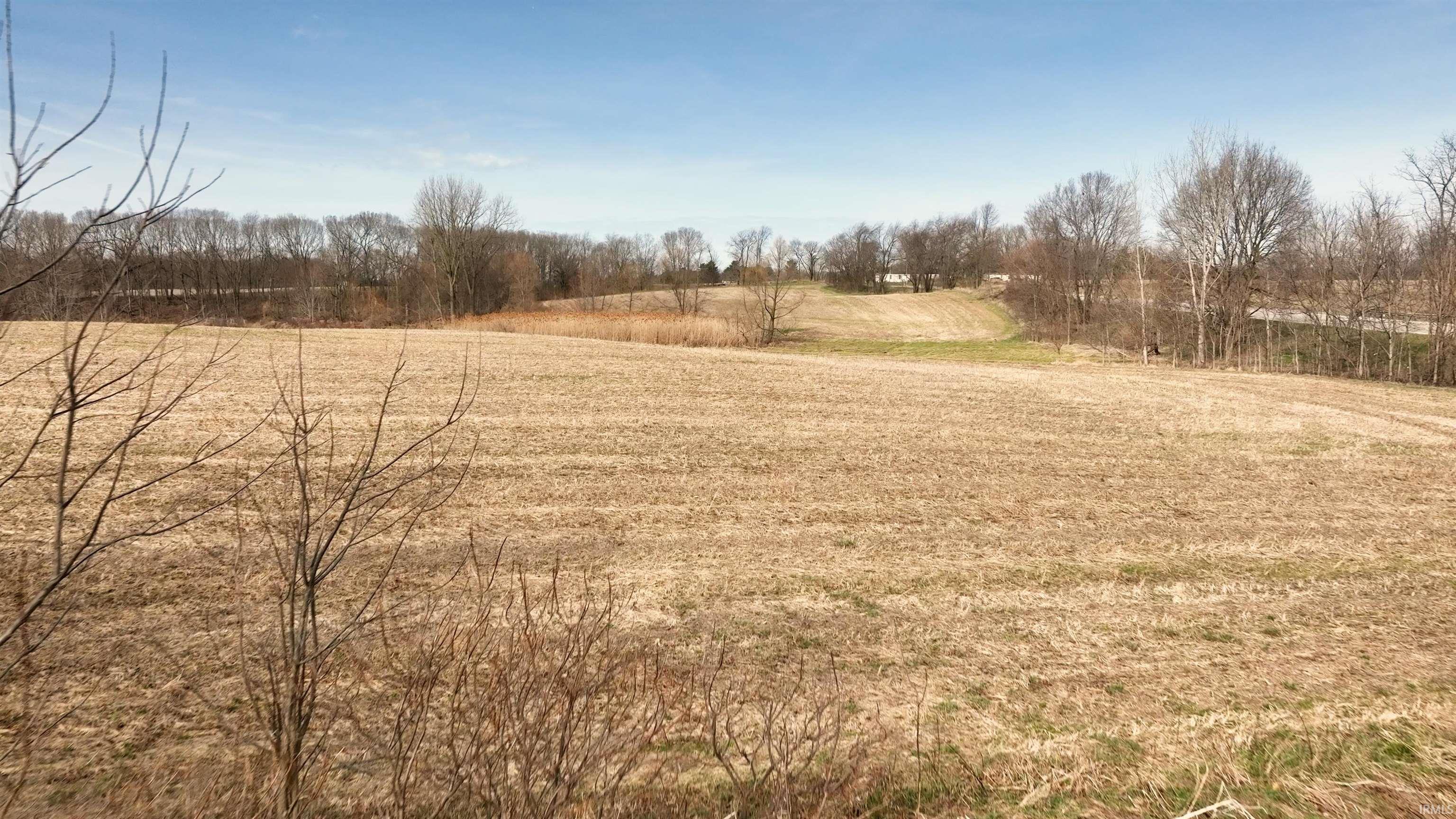 * SE 1425 Road Akron IN 46910