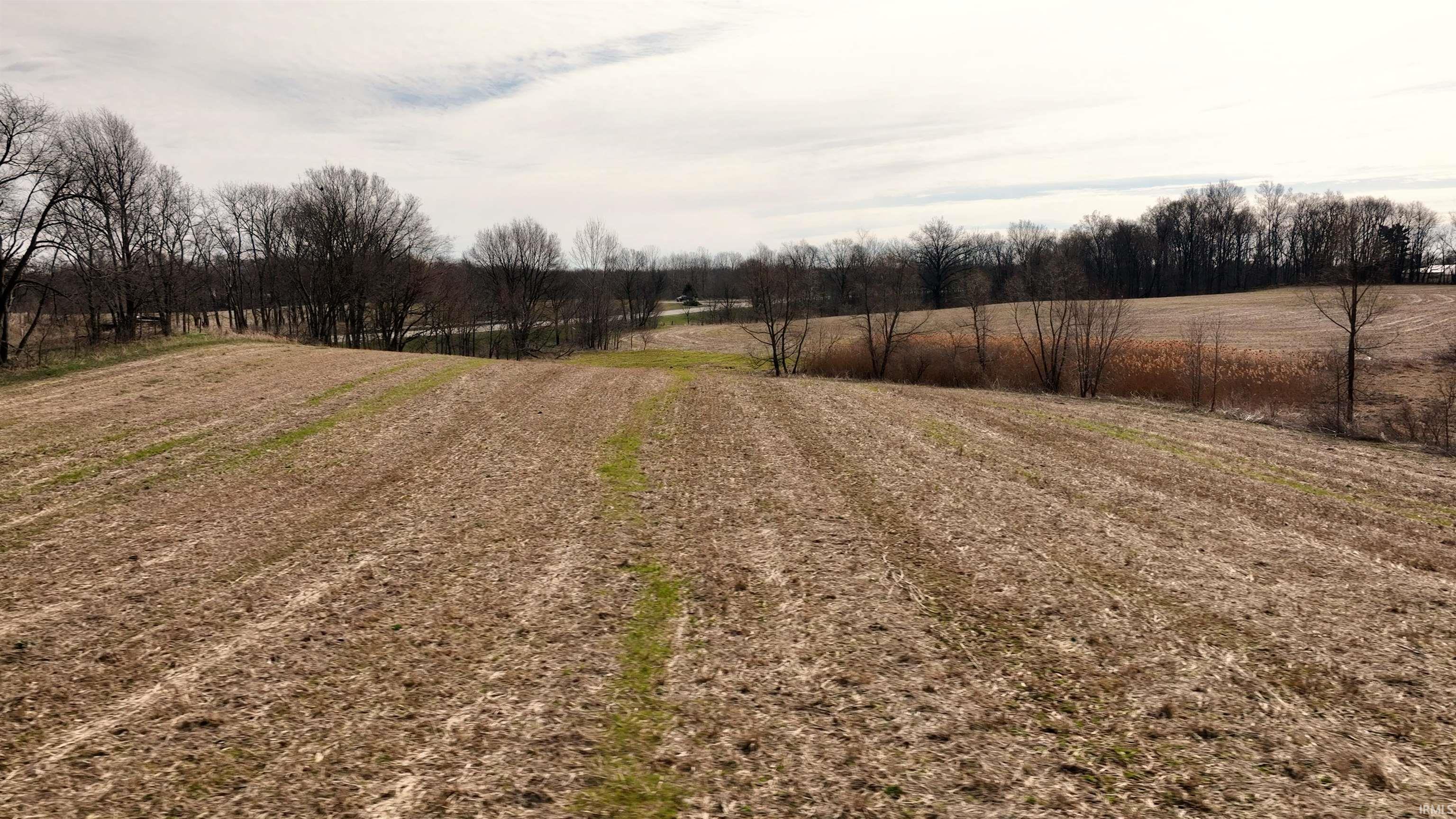 * SE 1425 Road Akron IN 46910