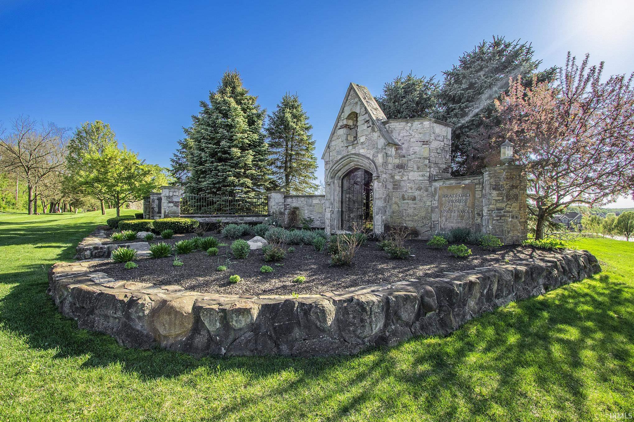 18008 Erin Court South Bend IN 46637