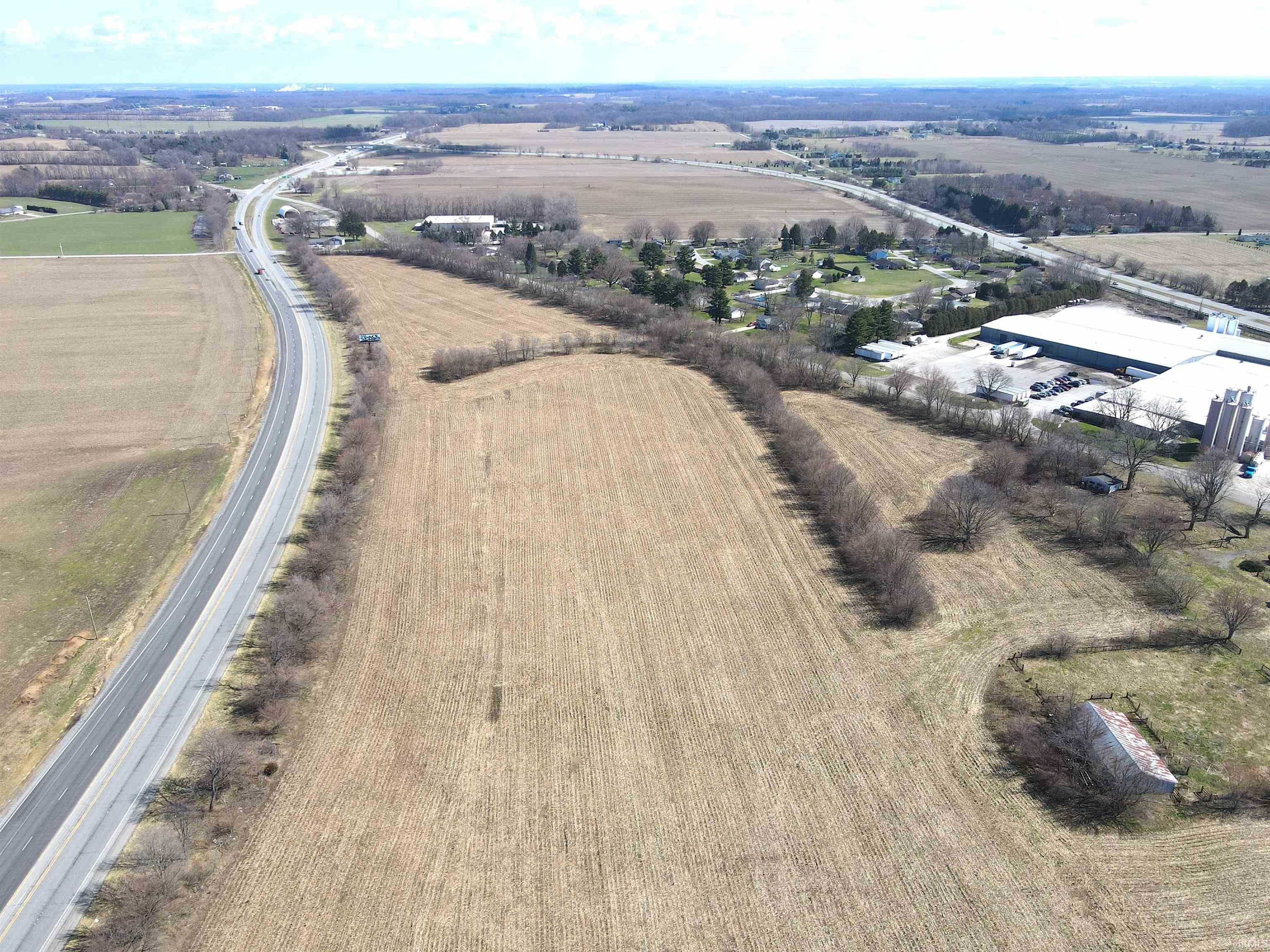4747 E Oak Knoll Road Rolling Prairie IN 46371