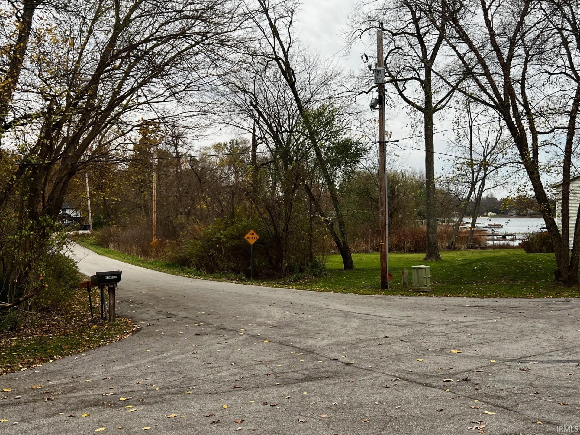 25849 Kenwood Drive South Bend IN 46628