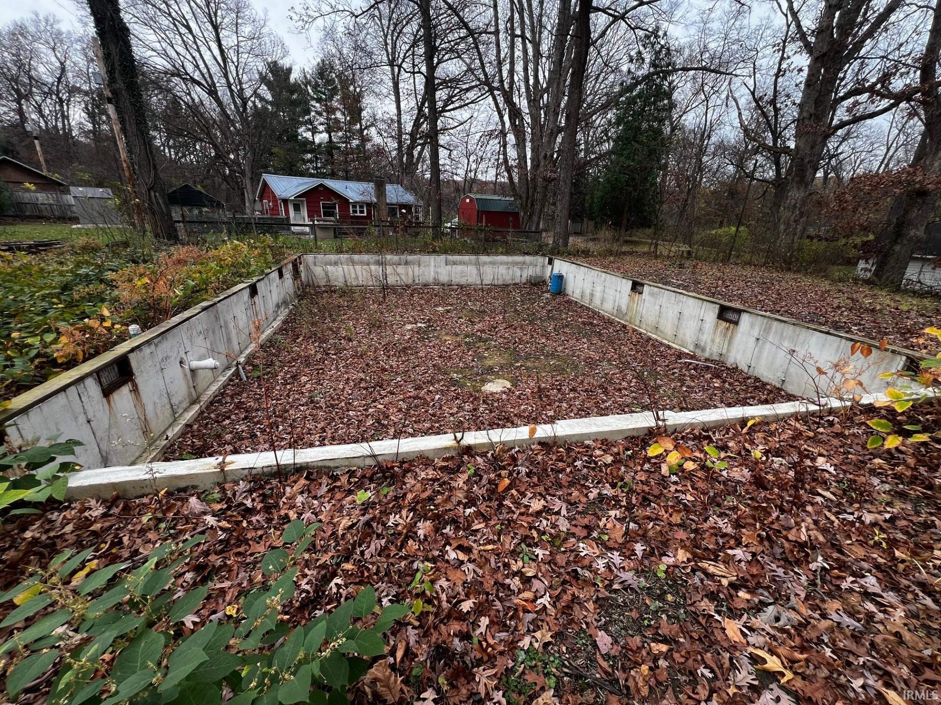 25849 Kenwood Drive South Bend IN 46628