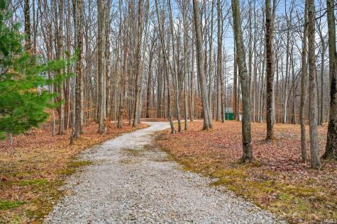 5041 N Nature Hills Lane Martinsville IN 46151