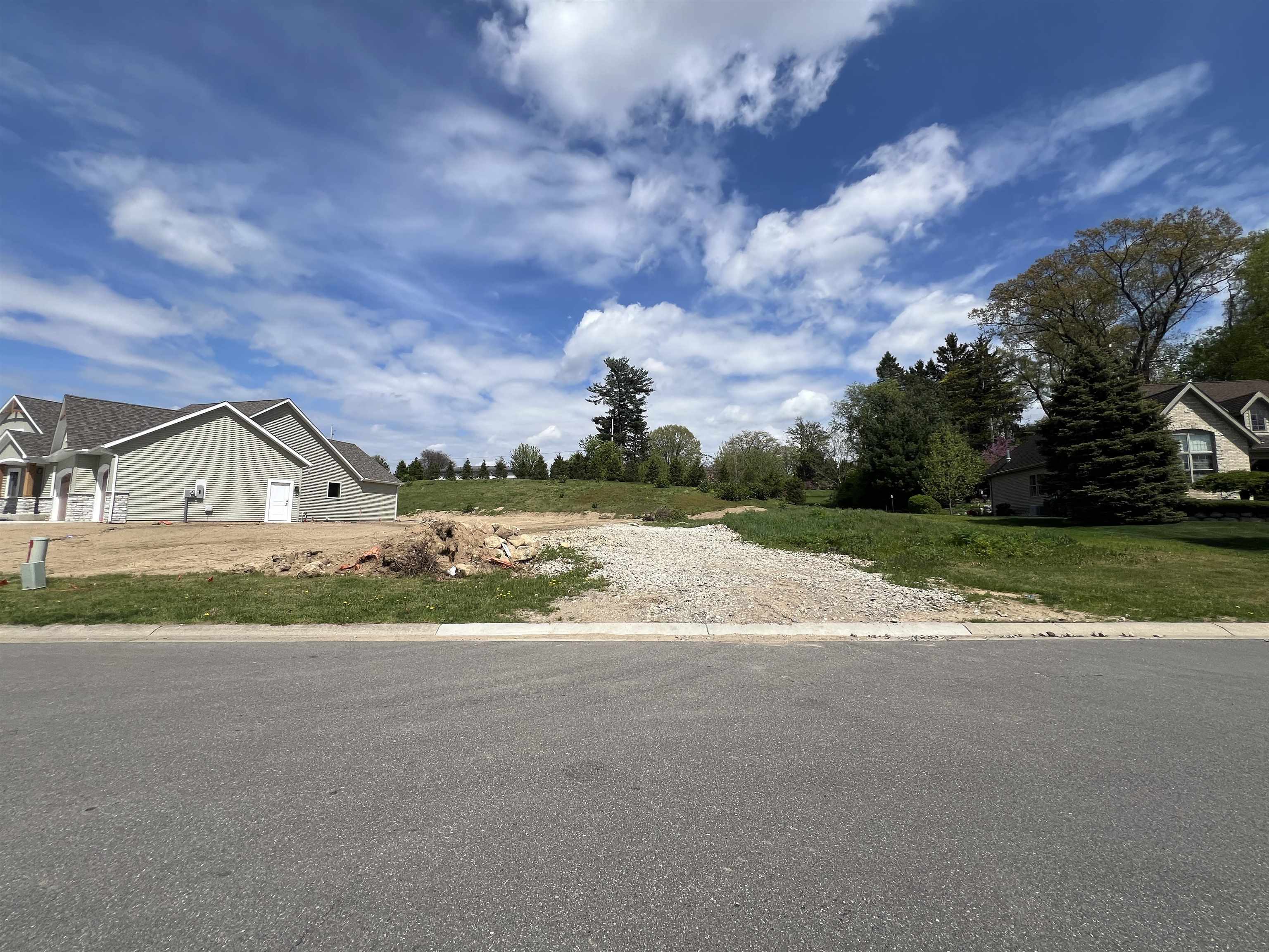 53232 Summer Breeze Drive South Bend IN 46637