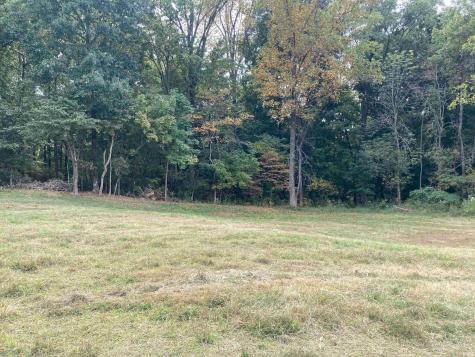 960 N Blue Barn Road Bloomfield IN 47424
