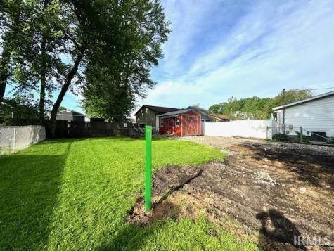 5055 E Summerholme Road Knox IN 46534