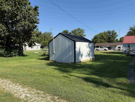 204 E Grissom Avenue Mitchell IN 47446