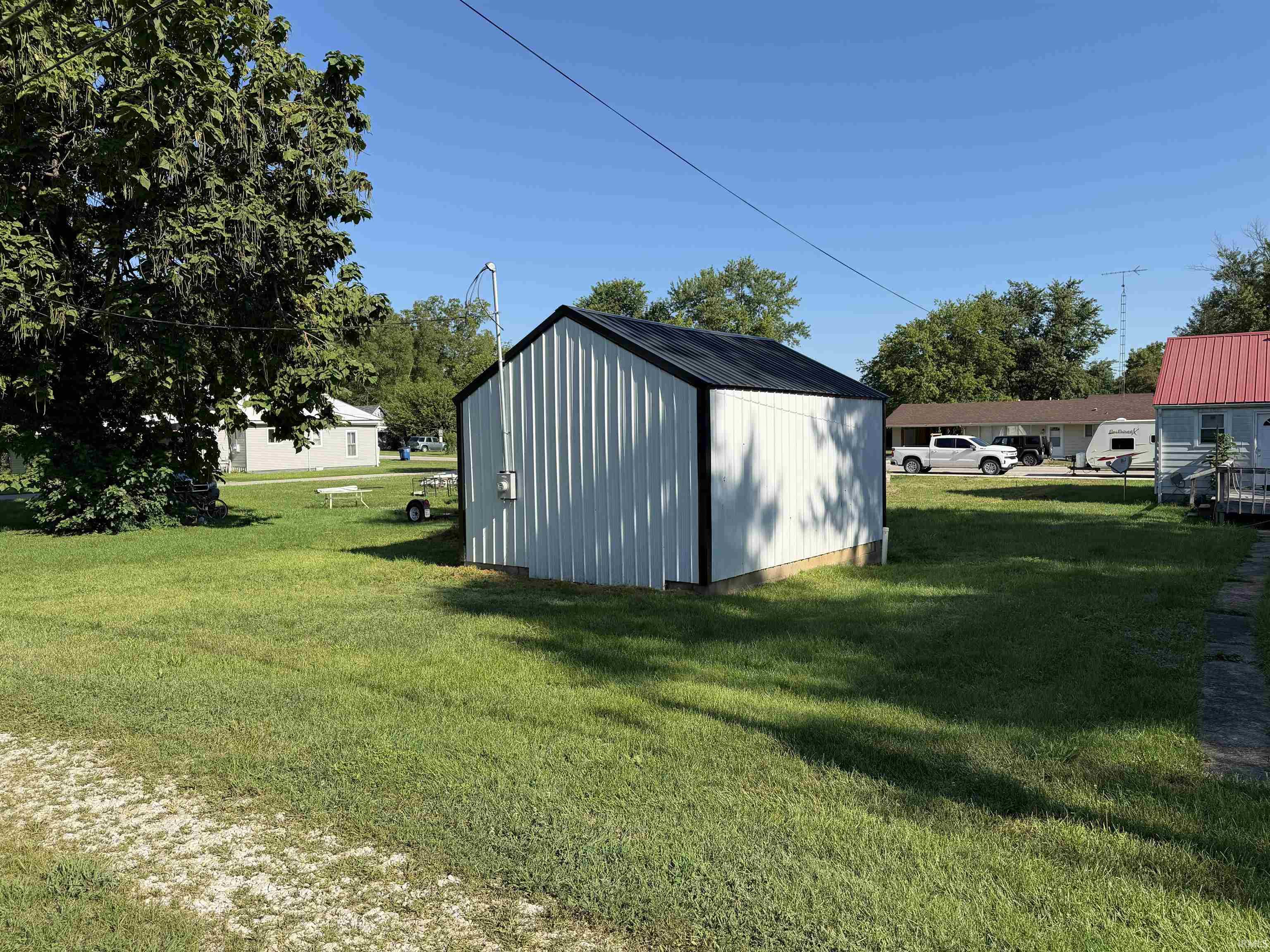 204 E Grissom Avenue Mitchell IN 47446