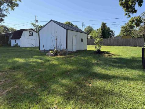 204 E Grissom Avenue Mitchell IN 47446