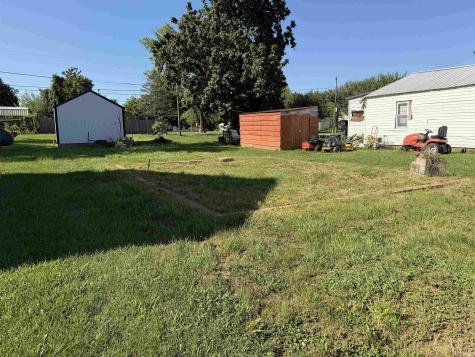 204 E Grissom Avenue Mitchell IN 47446