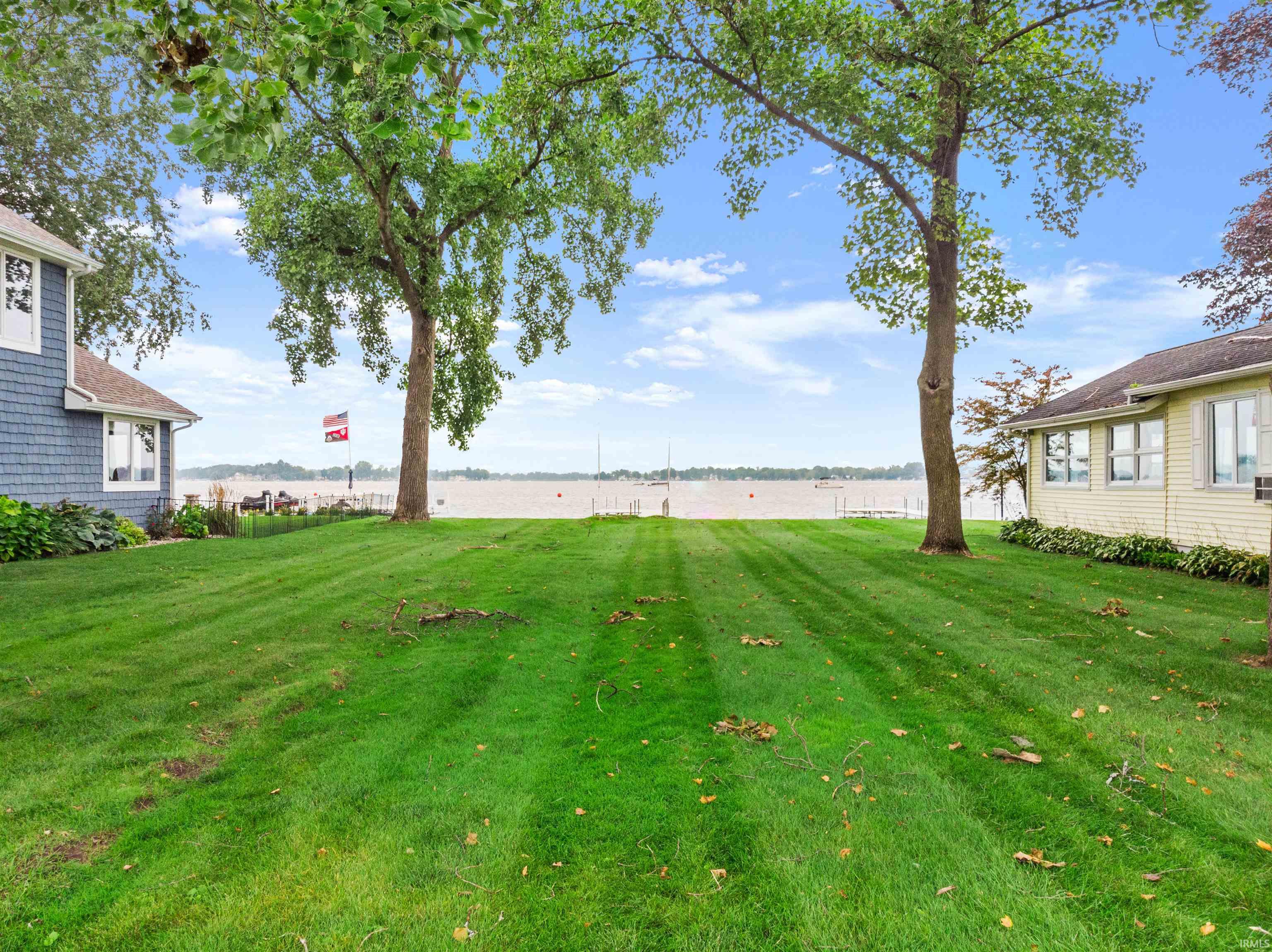 E Highland View Drive Syracuse IN 46567