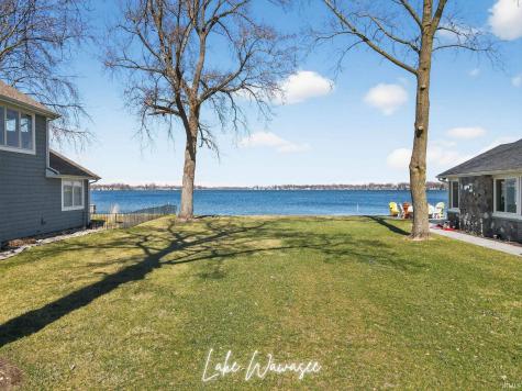 E Highland View Drive Syracuse IN 46567