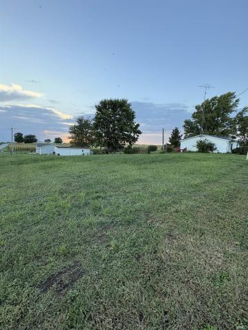5094 W 725 S Road Kewanna IN 46939