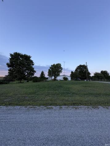 5094 W 725 S Road Kewanna IN 46939
