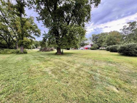 1571 W 400 S Winamac IN 46996