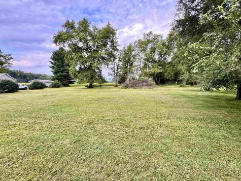 1571 W 400 S Winamac IN 46996