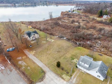 000 Lane 385 Big Otter Lake Fremont IN 46737