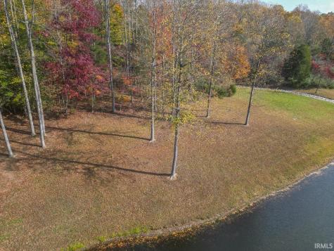 2592 E Sailor Lane Bloomington IN 47401
