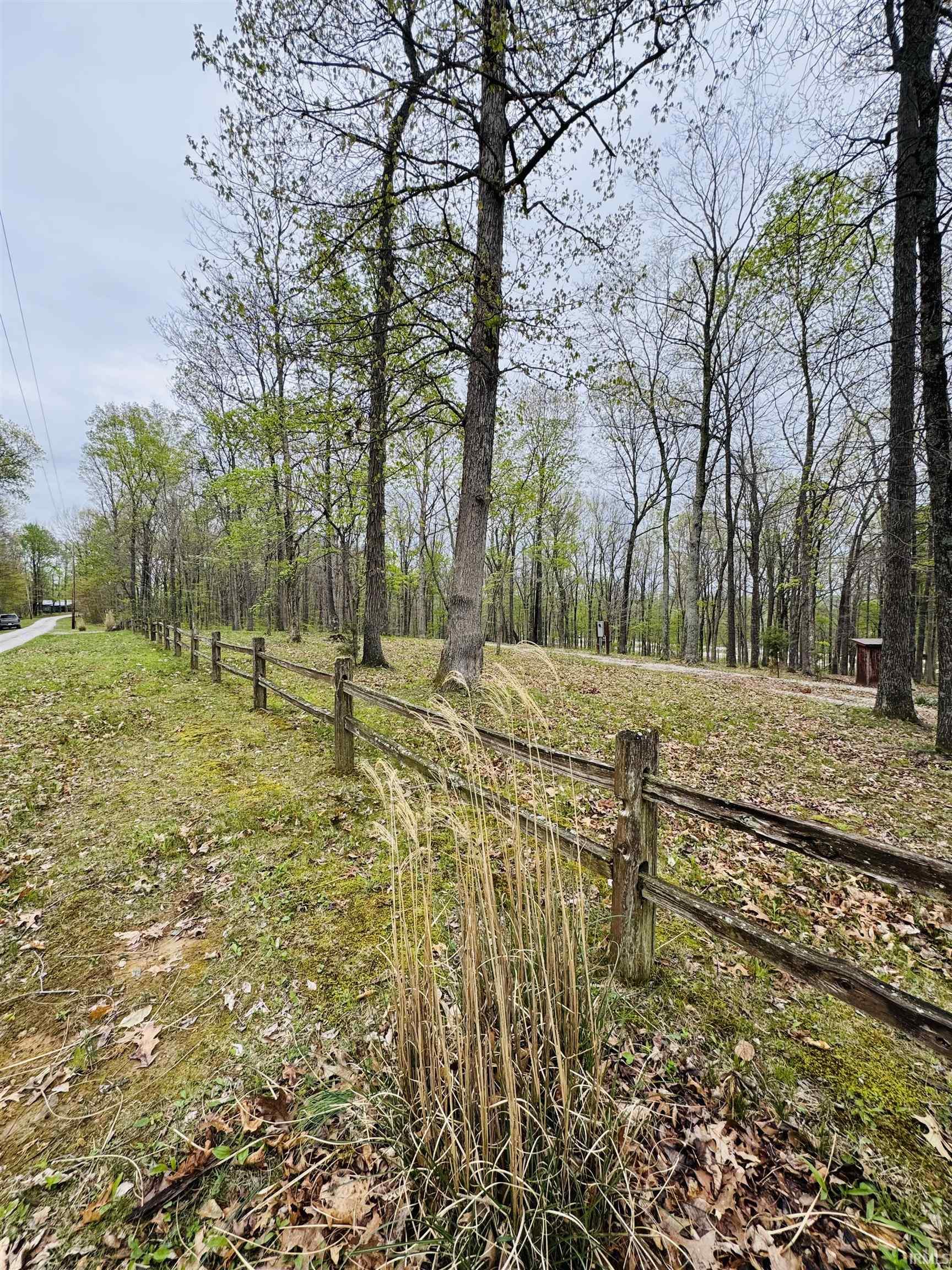 Tract 3 E Pine Road Common Bloomfield IN 47424
