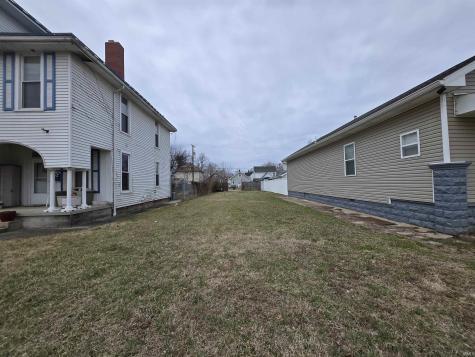 1423 S Barker Avenue Evansville IN 47712