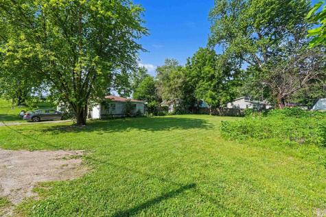 724 S April Drive Cromwell IN 46732