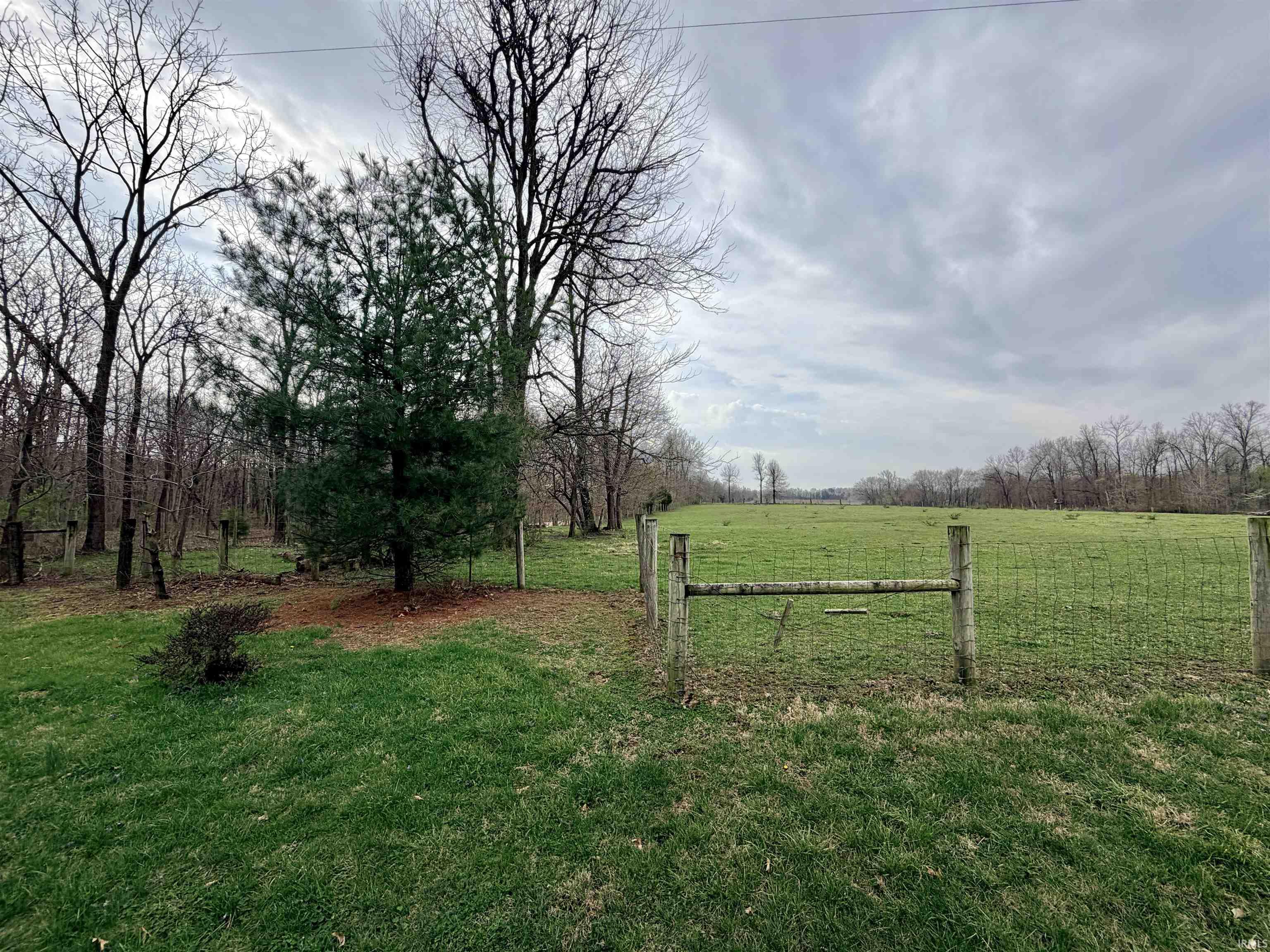 00 N 1500w Jasonville IN 47438