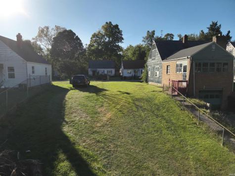 1622 Johnson Street South Bend IN 46628