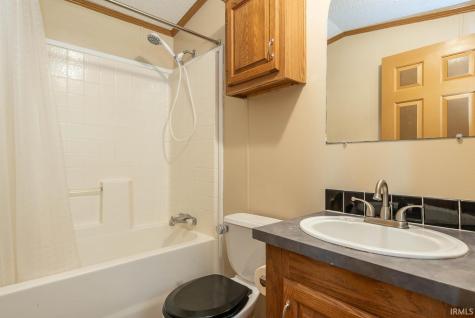 6622 N Matthews Drive Ellettsville IN 47429
