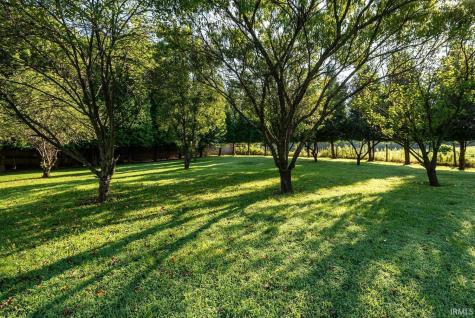 6622 N Matthews Drive Ellettsville IN 47429