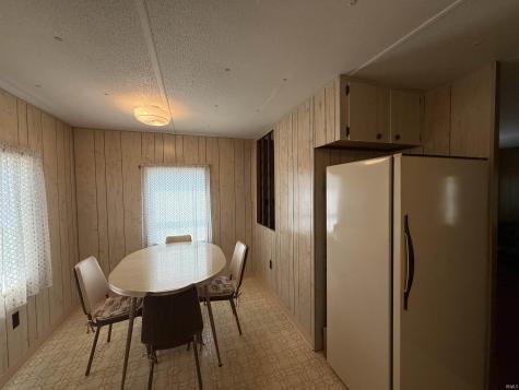 4363 N Private Rd, 1195 E Loogootee IN 47553