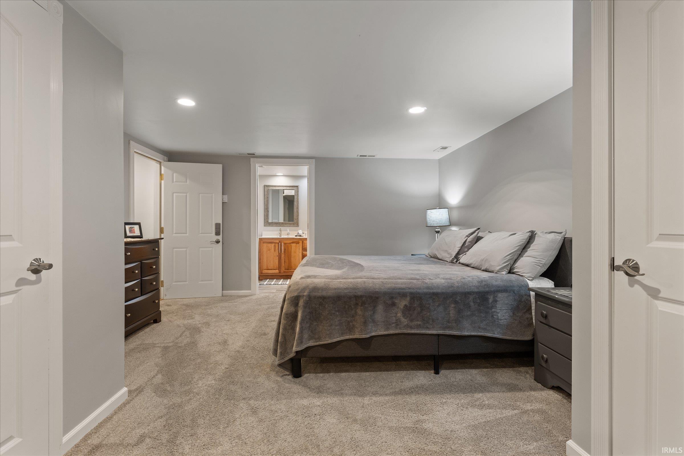 52115 Hollyhock Road South Bend IN 46637