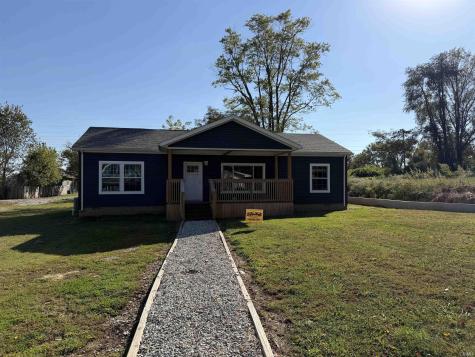 520 Lawton Street Bicknell IN 47512