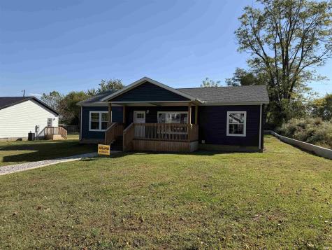 520 Lawton Street Bicknell IN 47512