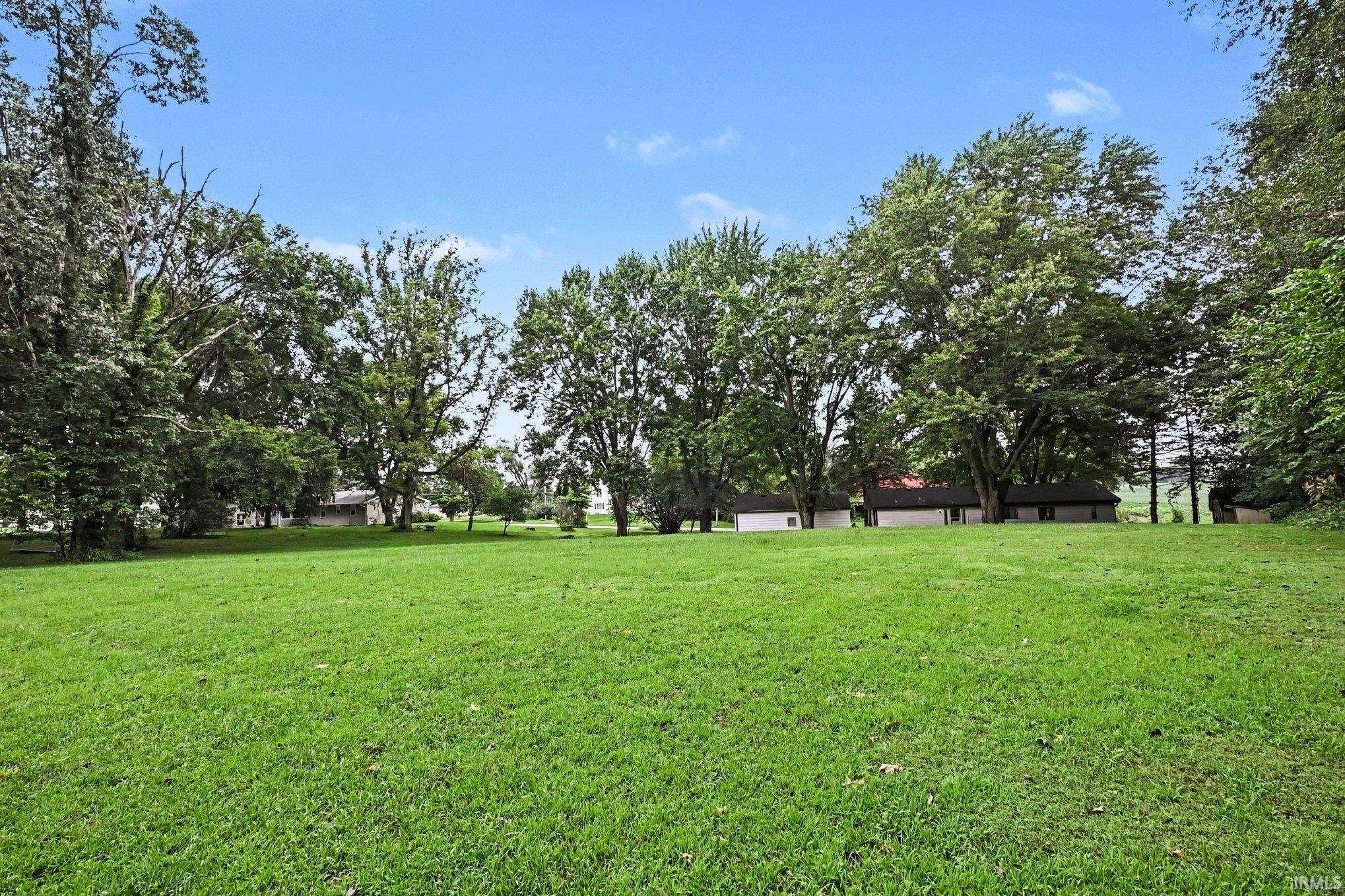 1795 E 175 N Road Warsaw IN 46582